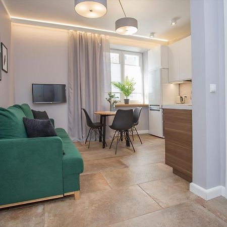 Urban Jungle Apartment In The Heart Of The City Bialystok Luaran gambar