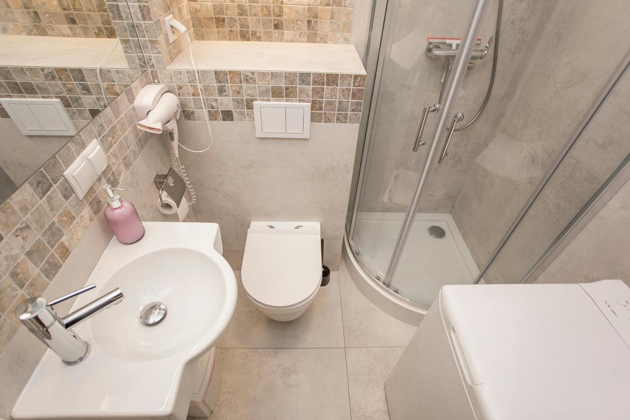 Urban Jungle Apartment In The Heart Of The City Bialystok Luaran gambar