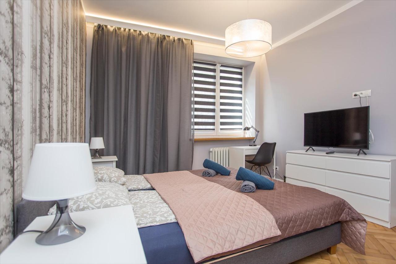 Urban Jungle Apartment In The Heart Of The City Bialystok Luaran gambar